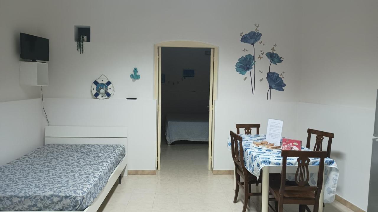 Room34Trani Bagian luar foto
